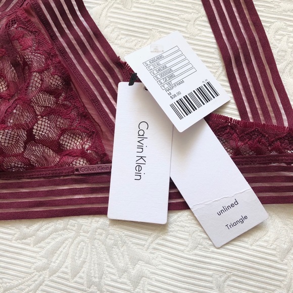 NWT Calvin Klein Unlined Triangle Lace Bra - Picture 2 of 4